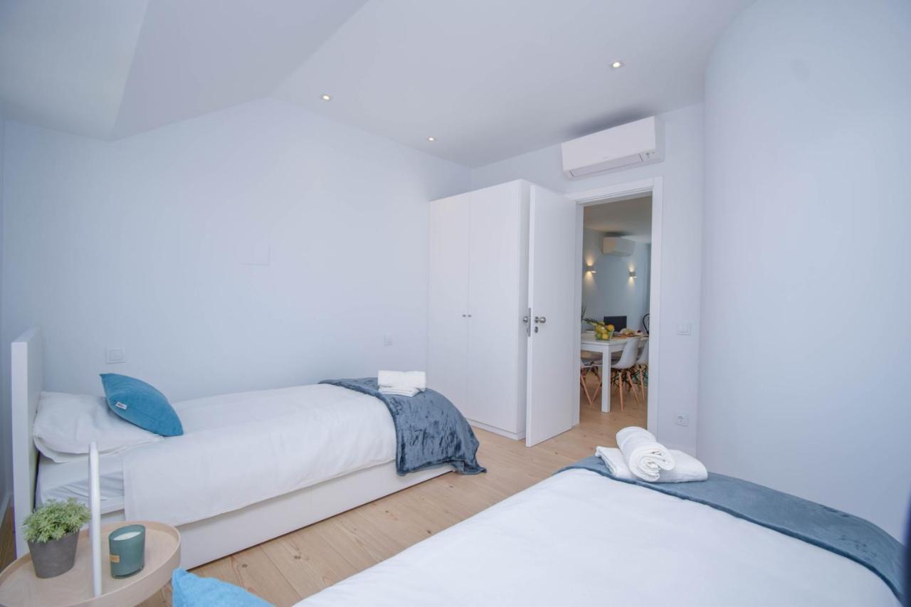 Central & Stylish 2 Bedroom Apartment W/ Balcony Cascais Exterior foto