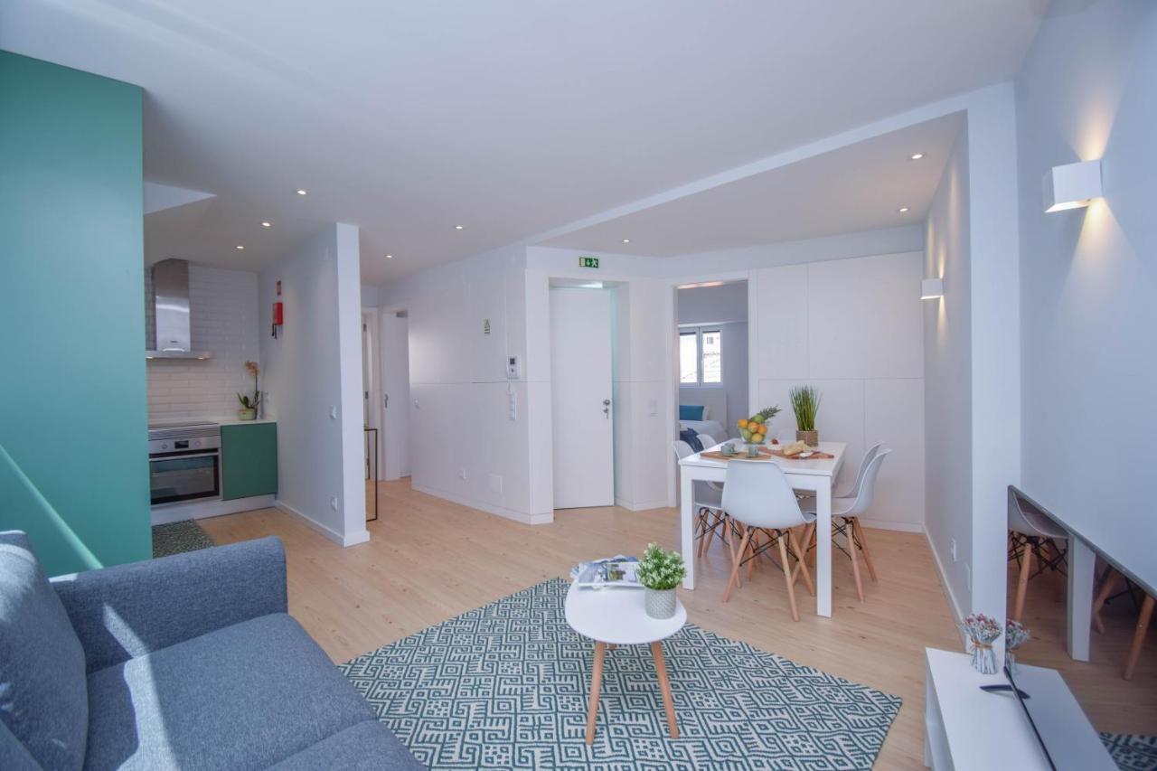 Central & Stylish 2 Bedroom Apartment W/ Balcony Cascais Exterior foto