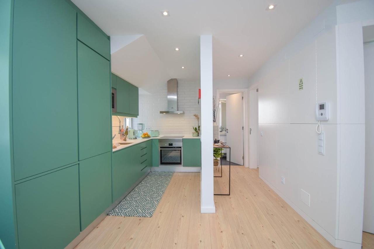 Central & Stylish 2 Bedroom Apartment W/ Balcony Cascais Exterior foto