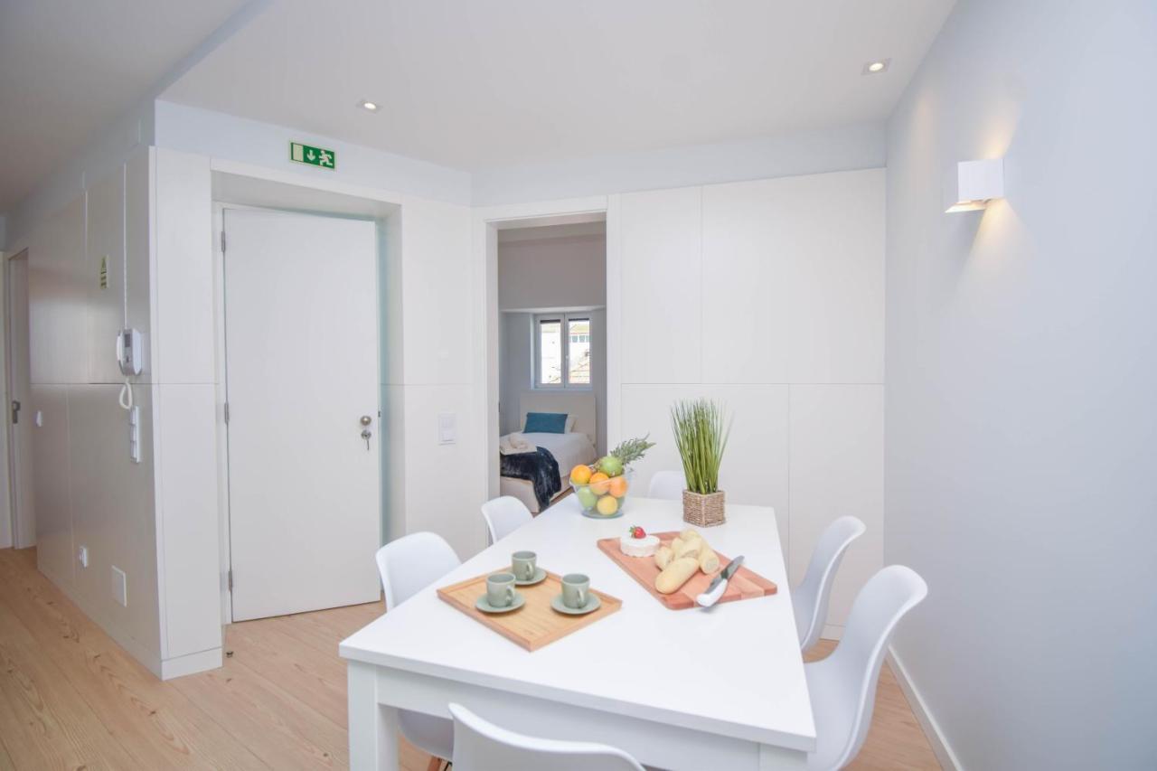 Central & Stylish 2 Bedroom Apartment W/ Balcony Cascais Exterior foto